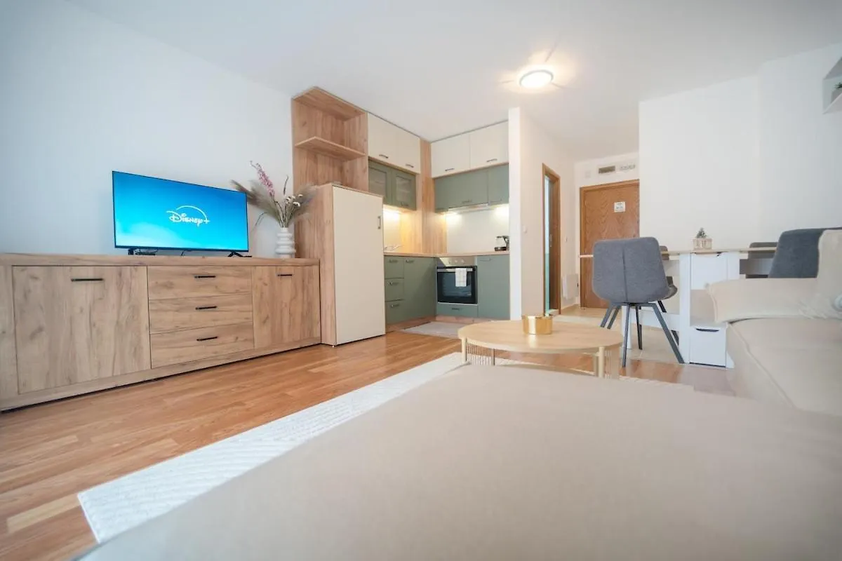 Pirin Sense Family Apt - Breakfast - Spa - Free Parking Bansko Bulgaria